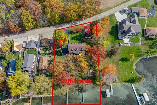 $899,000 | 5812 North River Bay Road, Waterford, WI 53185