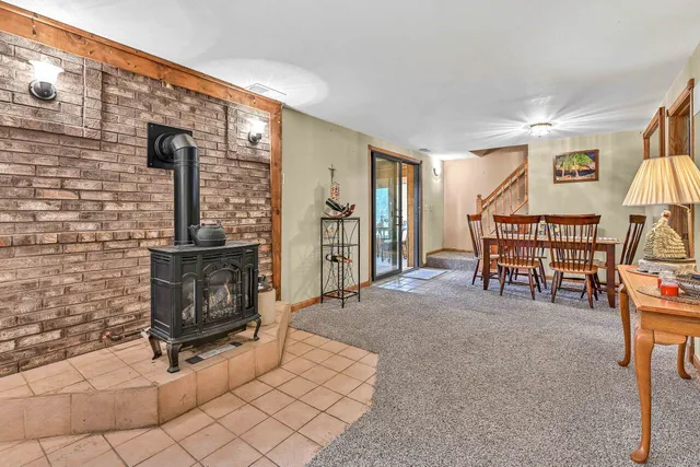 $899,000 | 5812 North River Bay Road, Waterford, WI 53185