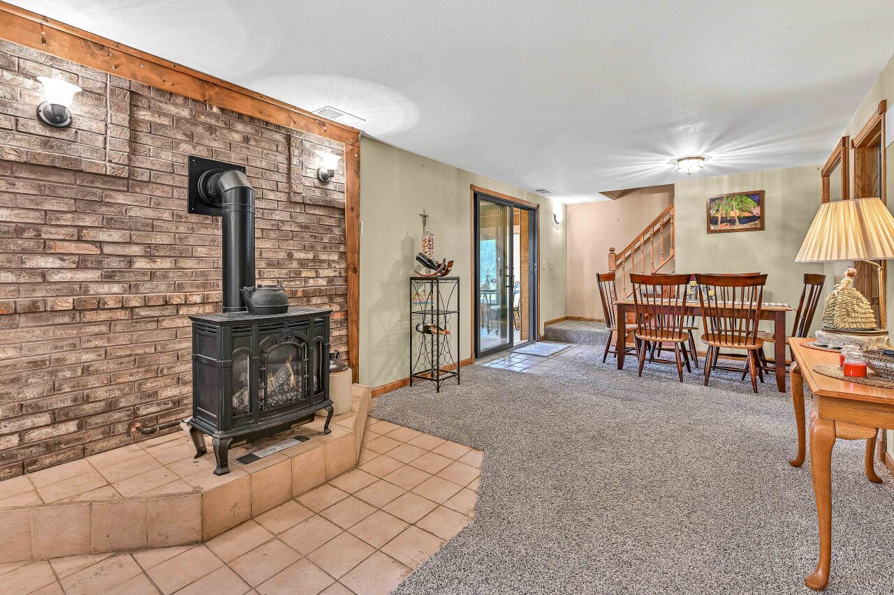 5812 North River Bay Road Waterford, WI 53185 - Photo 26 of 43 Photo 38