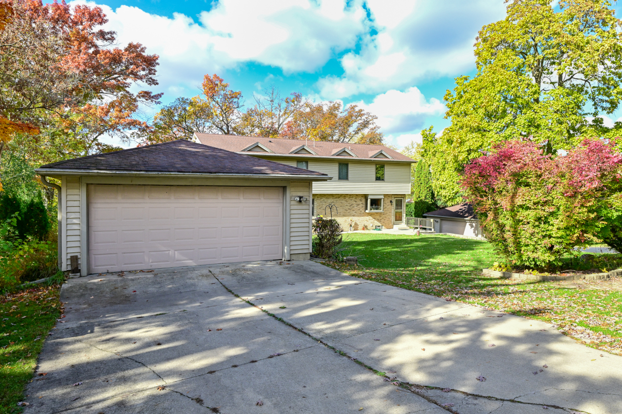 5812 North River Bay Road Waterford, WI 53185 - Photo 35 of 43 Photo 7