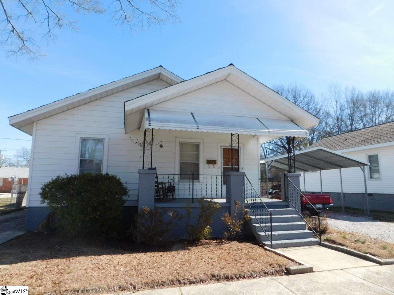 110 Gordon Street Clinton, SC 29325 - Photo 1 of 28 Gallery Image 1