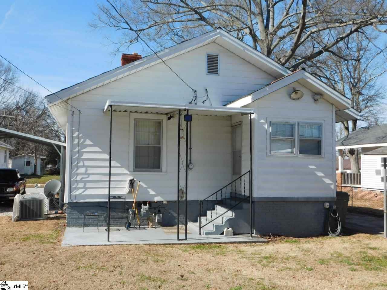110 Gordon Street Clinton, SC 29325 - Photo 6 of 28 Gallery Image 6