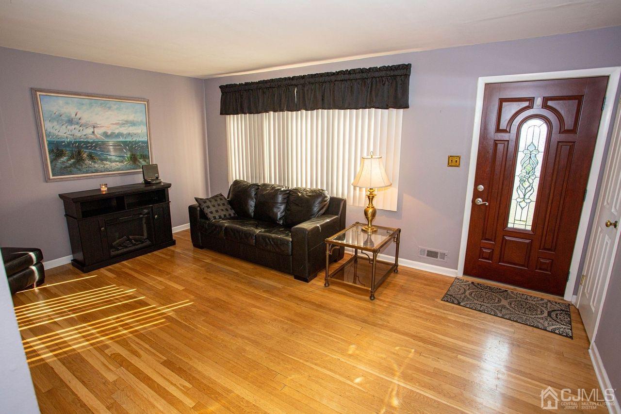 38 Mimi Road Old Bridge, NJ 08857 - Photo 17 of 40 Gallery Image 17