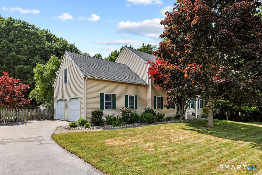 209 Lancaster Way Cheshire, CT 06410 - Photo 4 of 40