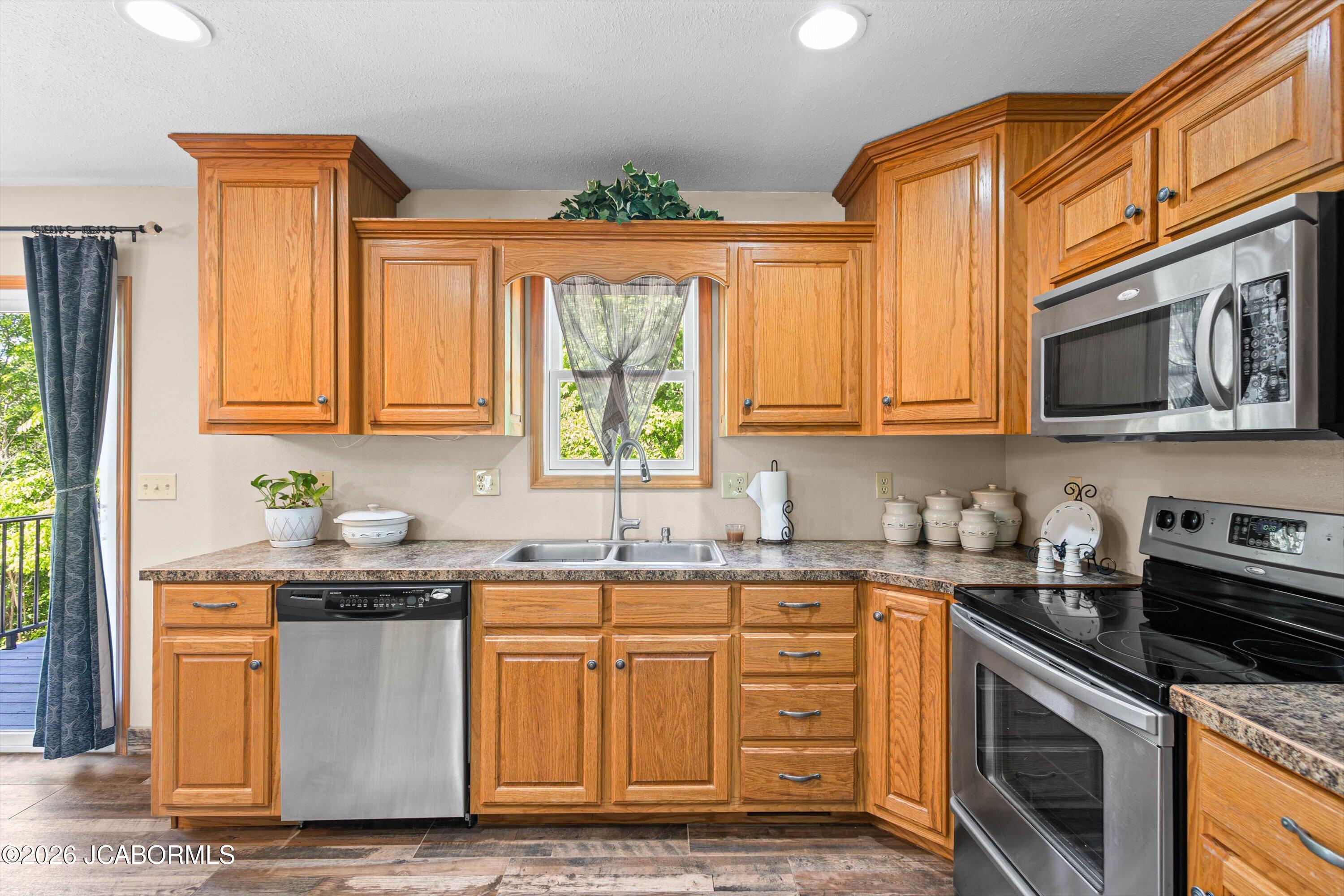 7412 Bode Ferry Road Jefferson City, MO 65101 - Photo 11 of 73