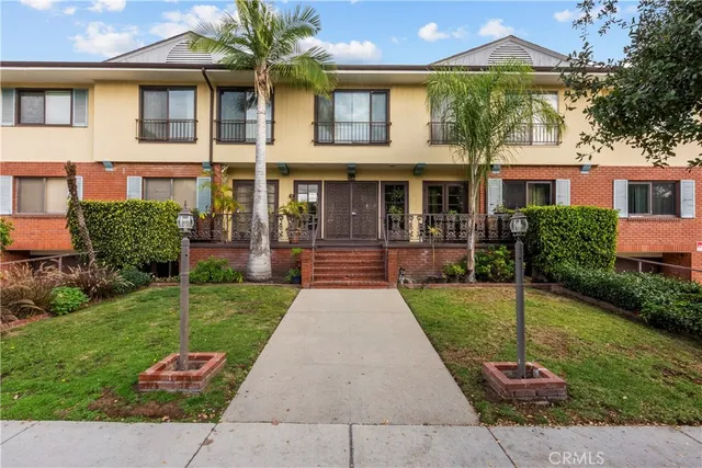 $639,000 | 312 North Louise Street, Unit 210, Glendale, CA 91206