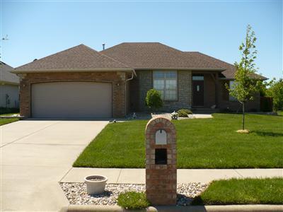 5151 South Fieldstone Road Brookline, MO 65619 - Photo 1 of 1 Primary Photo