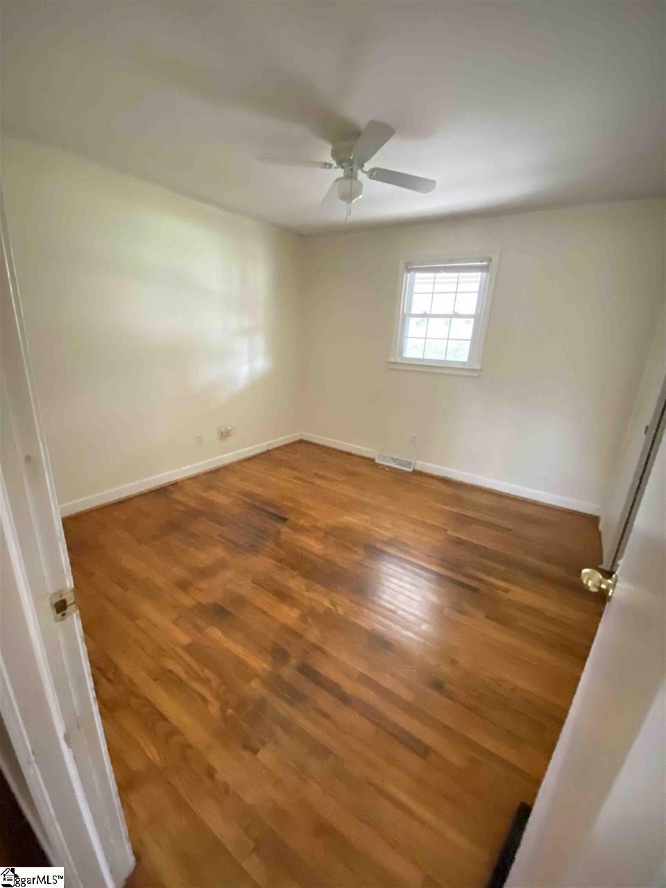4813 Edwards Road Taylors, SC 29687 - Photo 6 of 11 Gallery Image 6