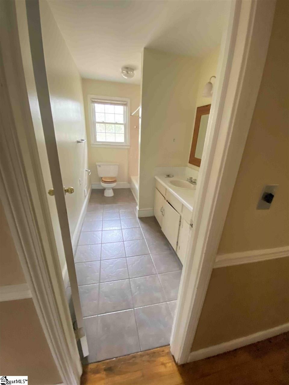 4813 Edwards Road Taylors, SC 29687 - Photo 7 of 11 Gallery Image 7