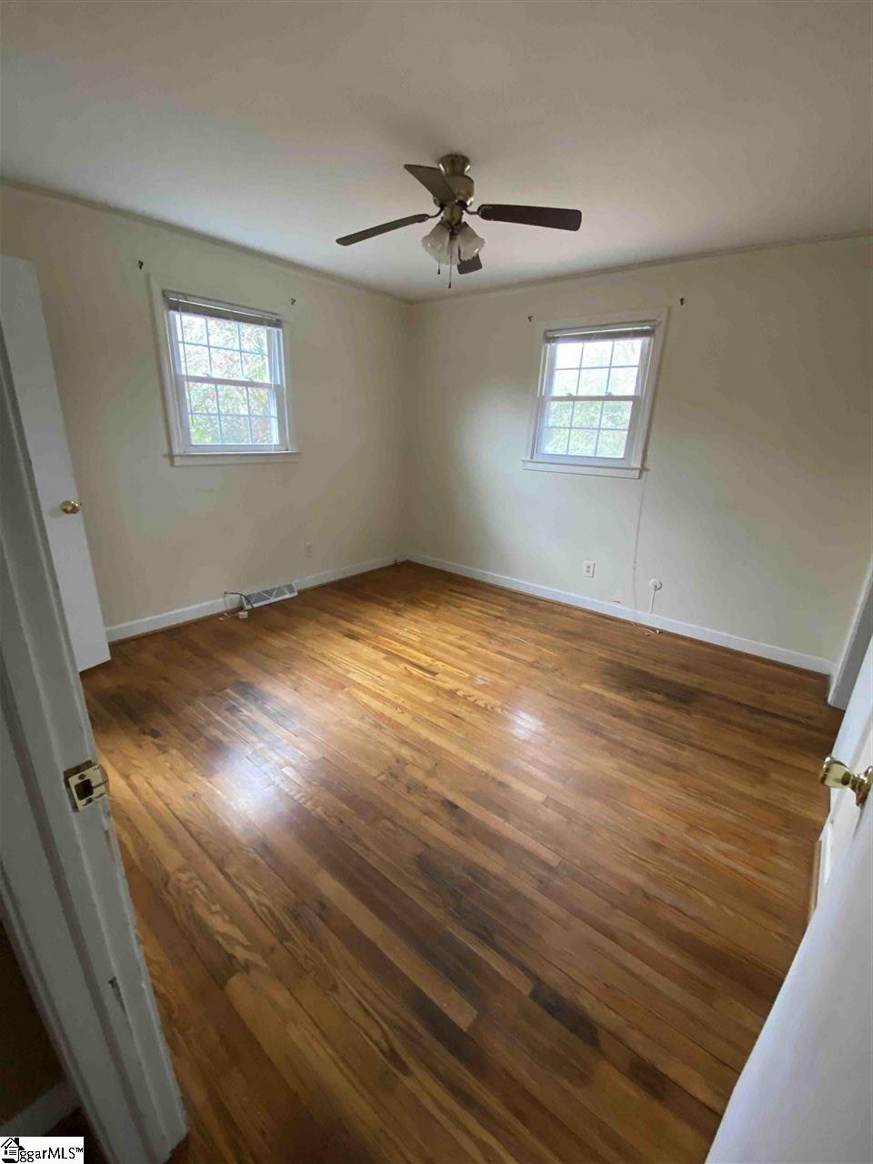 4813 Edwards Road Taylors, SC 29687 - Photo 9 of 11 Gallery Image 9
