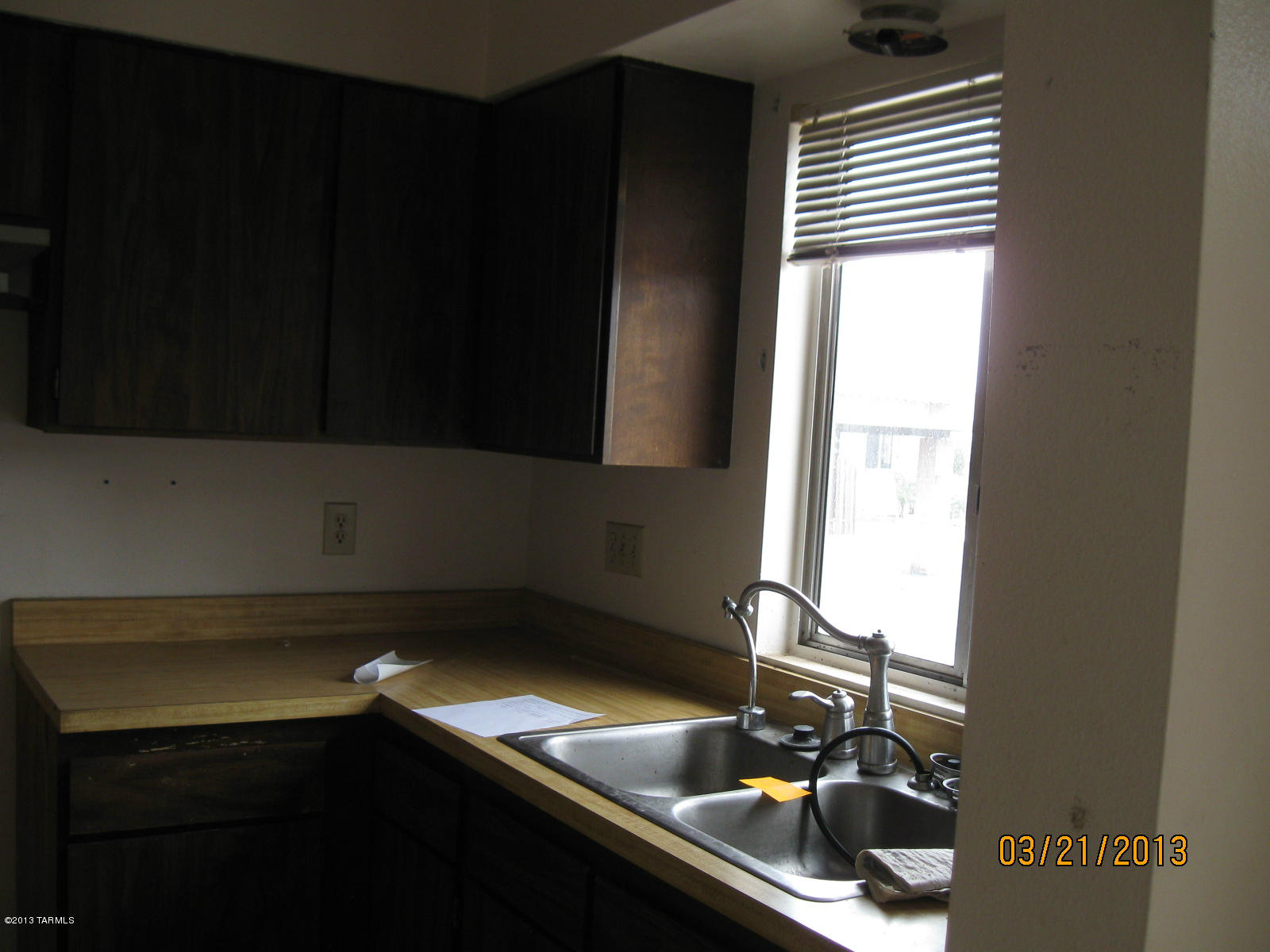 936 South Pantano Road Tucson, AZ 85710 - Photo 2 of 7 Gallery Image 2