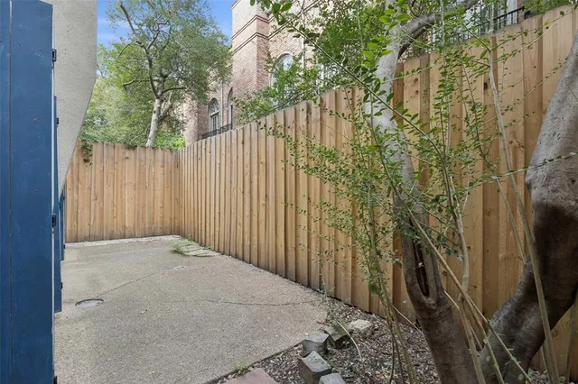 $435,000 | 4511 Gilbert Avenue, Unit 103, Dallas, TX 75219