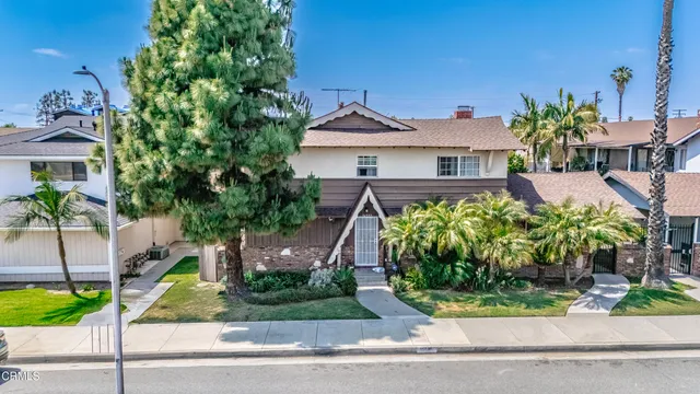 $2,100,000 | 10525 Downey Avenue, Downey, CA 90241