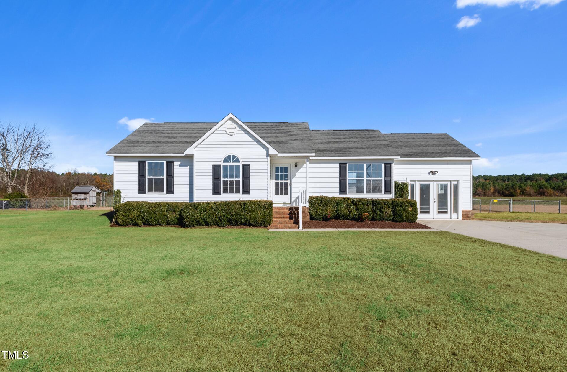 4572 Wyse Fork Road Dover, NC 28526 - Photo 1 of 32 21