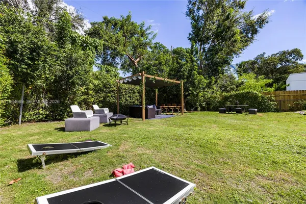$1,050,000 | 285 Northwest 45th Street, Miami, FL 33127