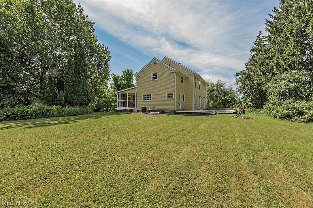31999 Pinetree Road Pepper Pike, OH 44124 - Photo 32 of 35
