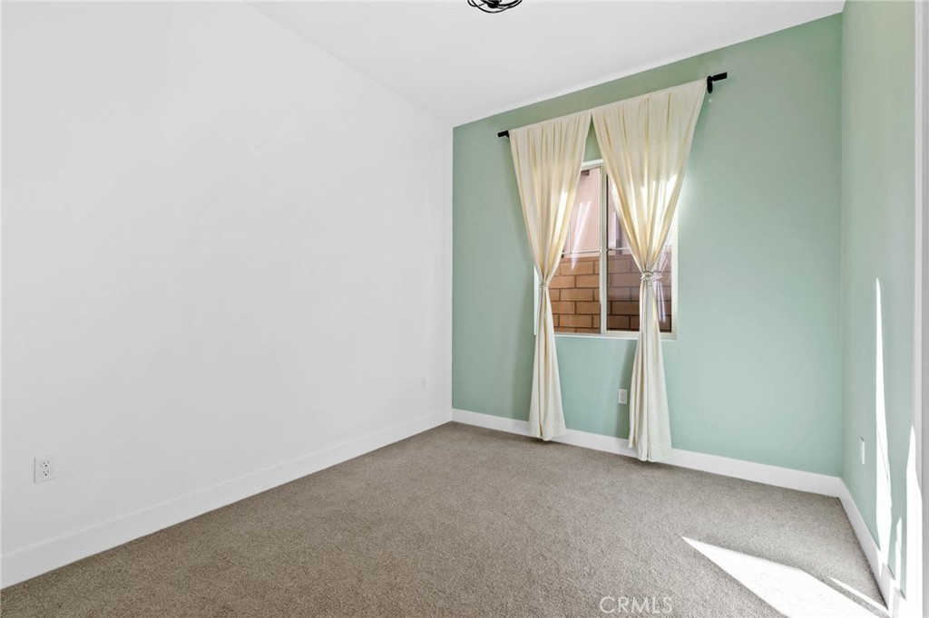 106 Pansy Irvine, CA 92618 - Photo 12 of 33