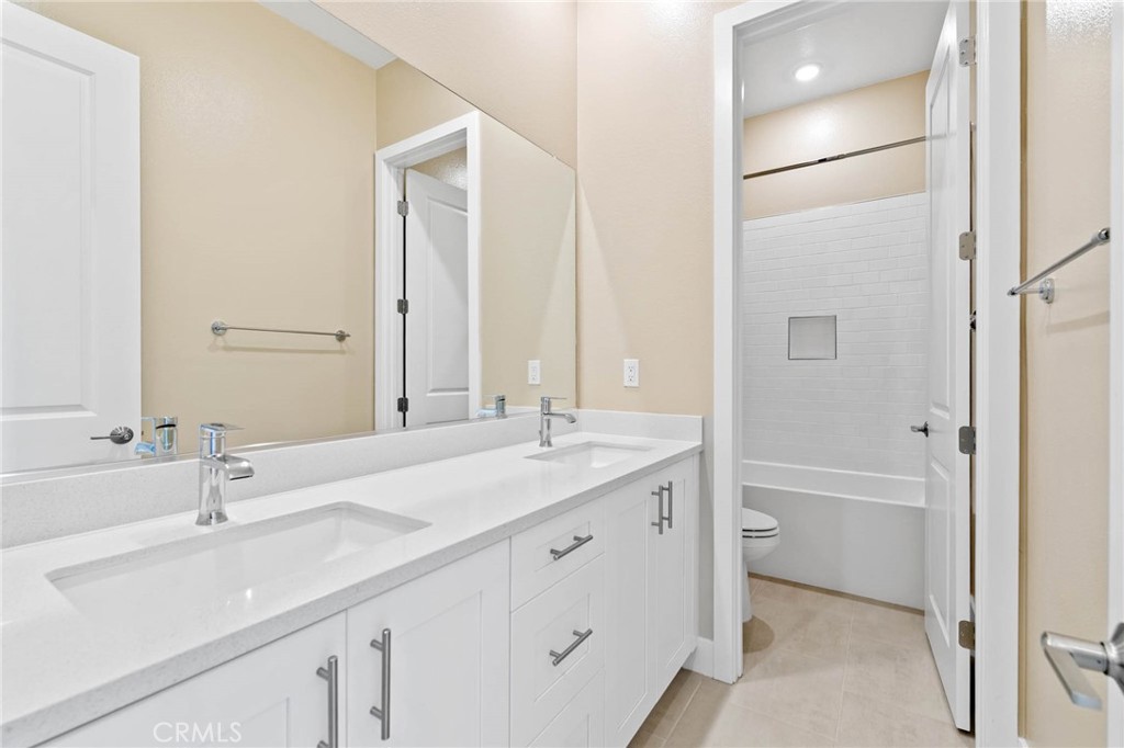 106 Pansy Irvine, CA 92618 - Photo 24 of 33