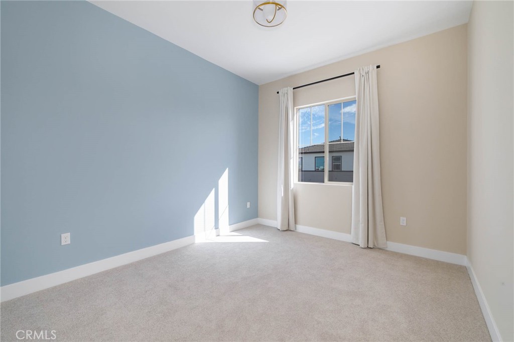 106 Pansy Irvine, CA 92618 - Photo 27 of 33