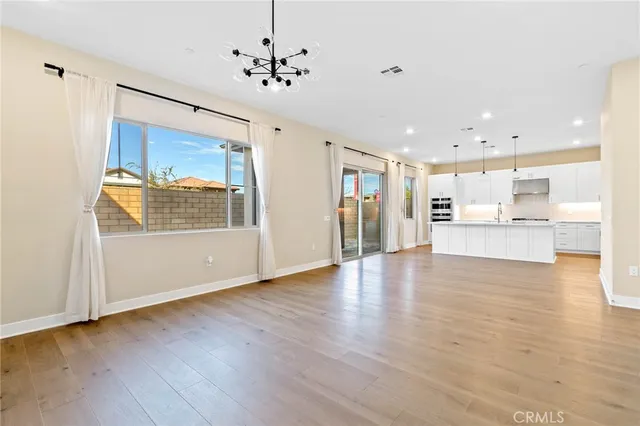 $7,500 | 106 Pansy, Irvine, CA 92618