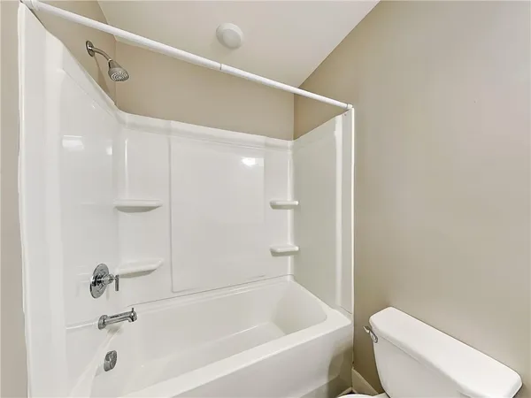 $1,915 | 6423 Shalks Crossing Drive, Lithonia, GA 30058