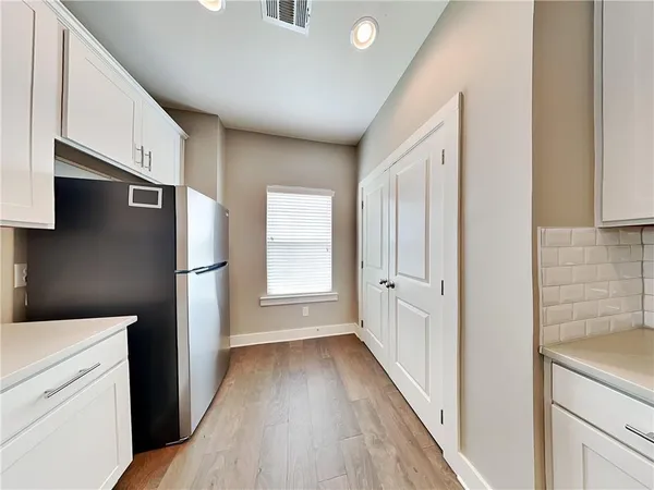 $1,915 | 6423 Shalks Crossing Drive, Lithonia, GA 30058