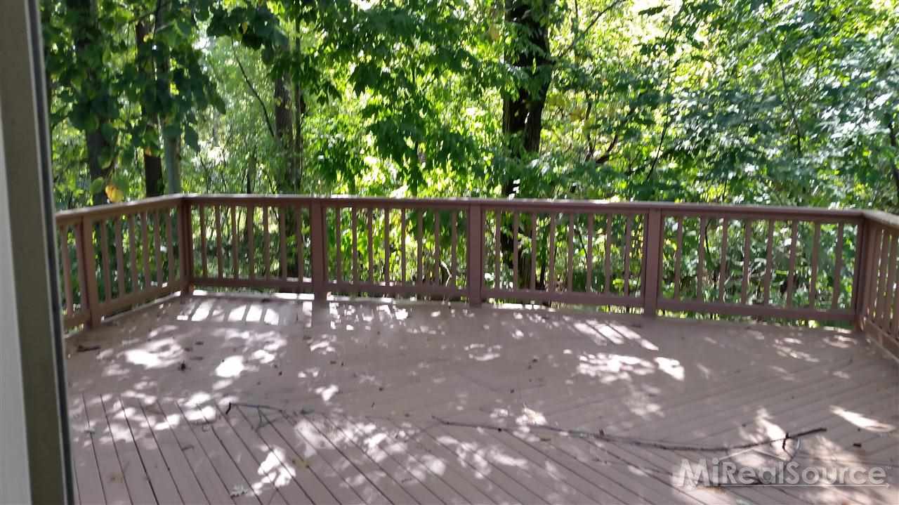 250 Marmoor Court Rochester, MI 48309 - Photo 16 of 17 31217297-15.JPG