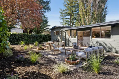 $949,000 | 26 Venetia Meadows, San Rafael, CA 94903