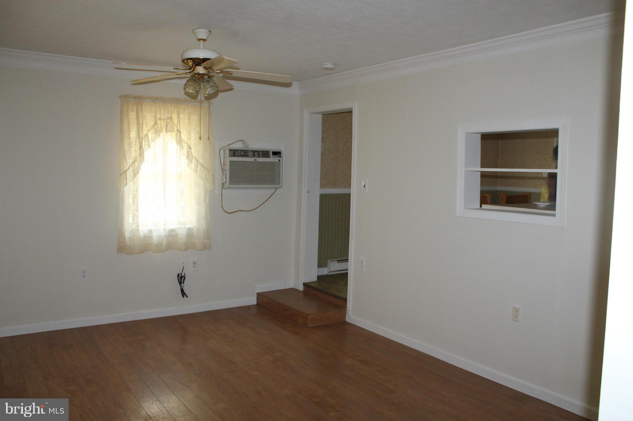 2252 Lewisville Road Summit Point, WV 25446 - Photo 4 of 15 Living Room