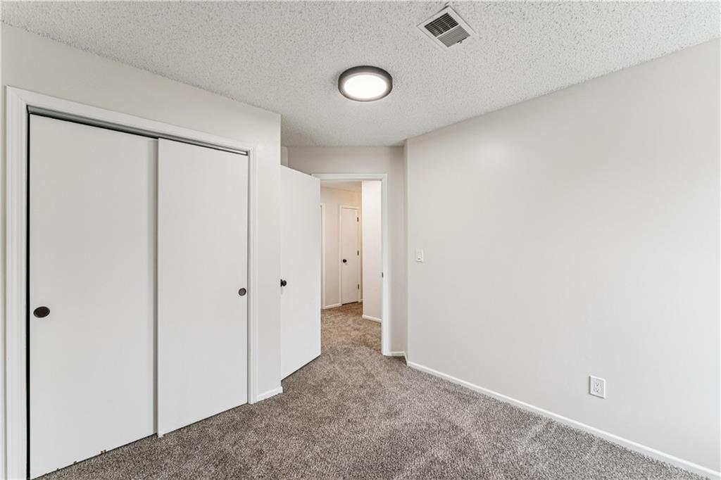 5923 Ridgeway Avenue Kansas City, MO 64133 - Photo 28 of 42