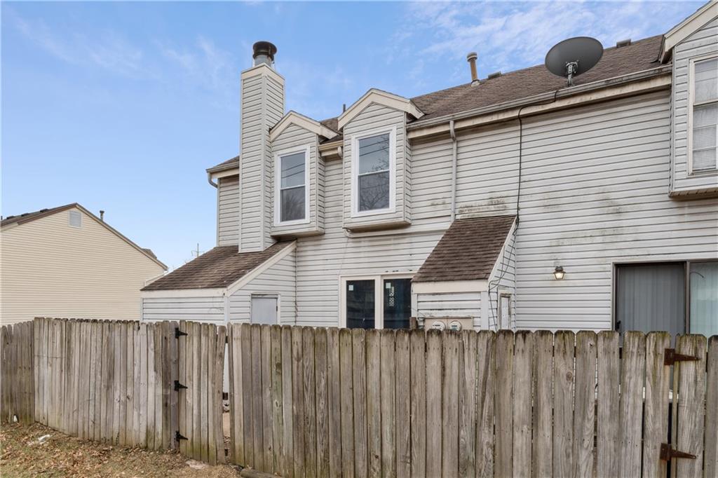 5923 Ridgeway Avenue Kansas City, MO 64133 - Photo 37 of 42