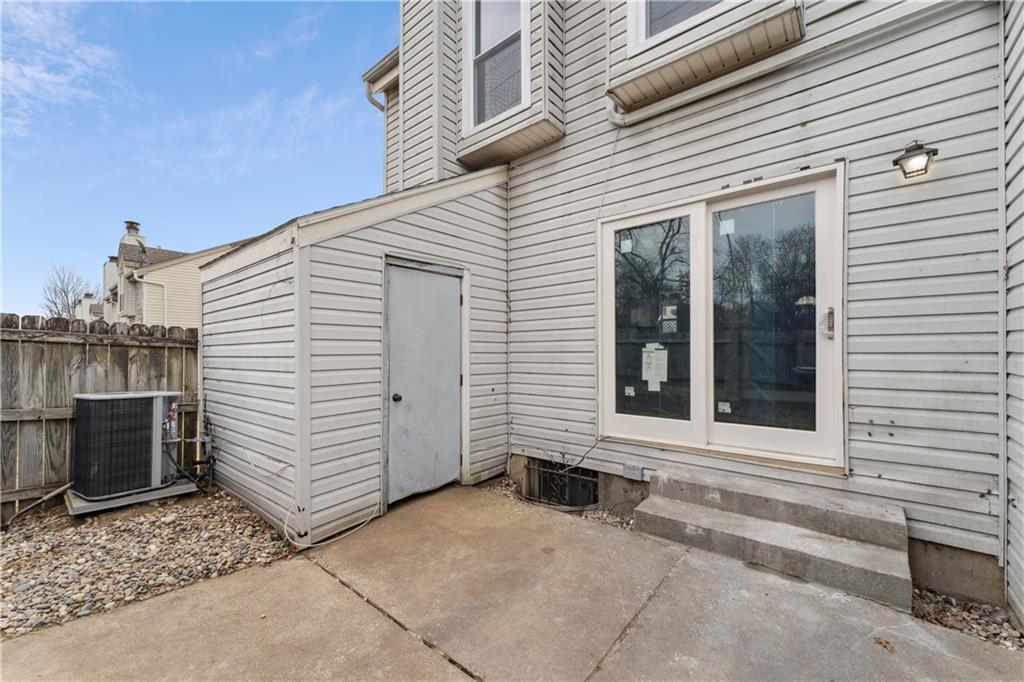 5923 Ridgeway Avenue Kansas City, MO 64133 - Photo 38 of 42