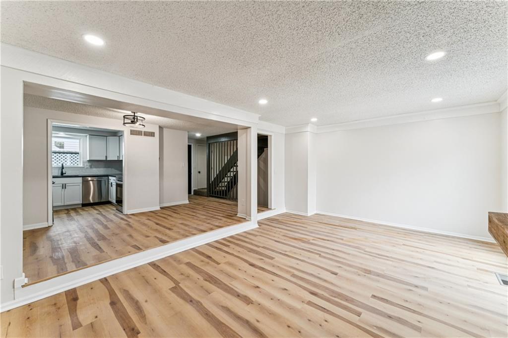 5923 Ridgeway Avenue Kansas City, MO 64133 - Photo 5 of 42