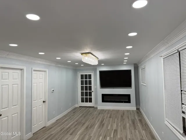 $249,900 | 2 Lawndale Avenue, Rotterdam, NY 12306