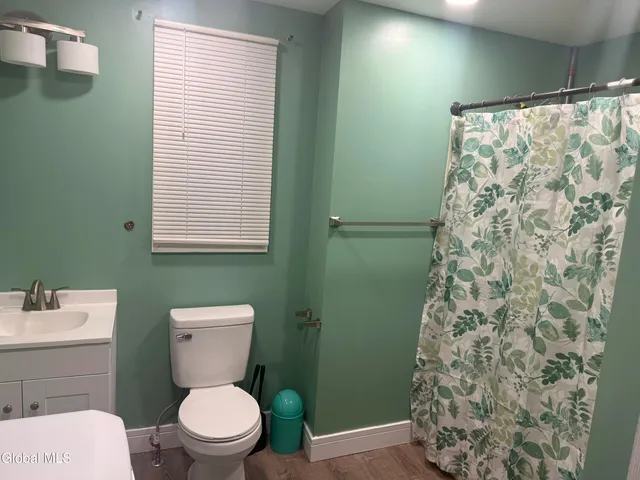 $249,900 | 2 Lawndale Avenue, Rotterdam, NY 12306