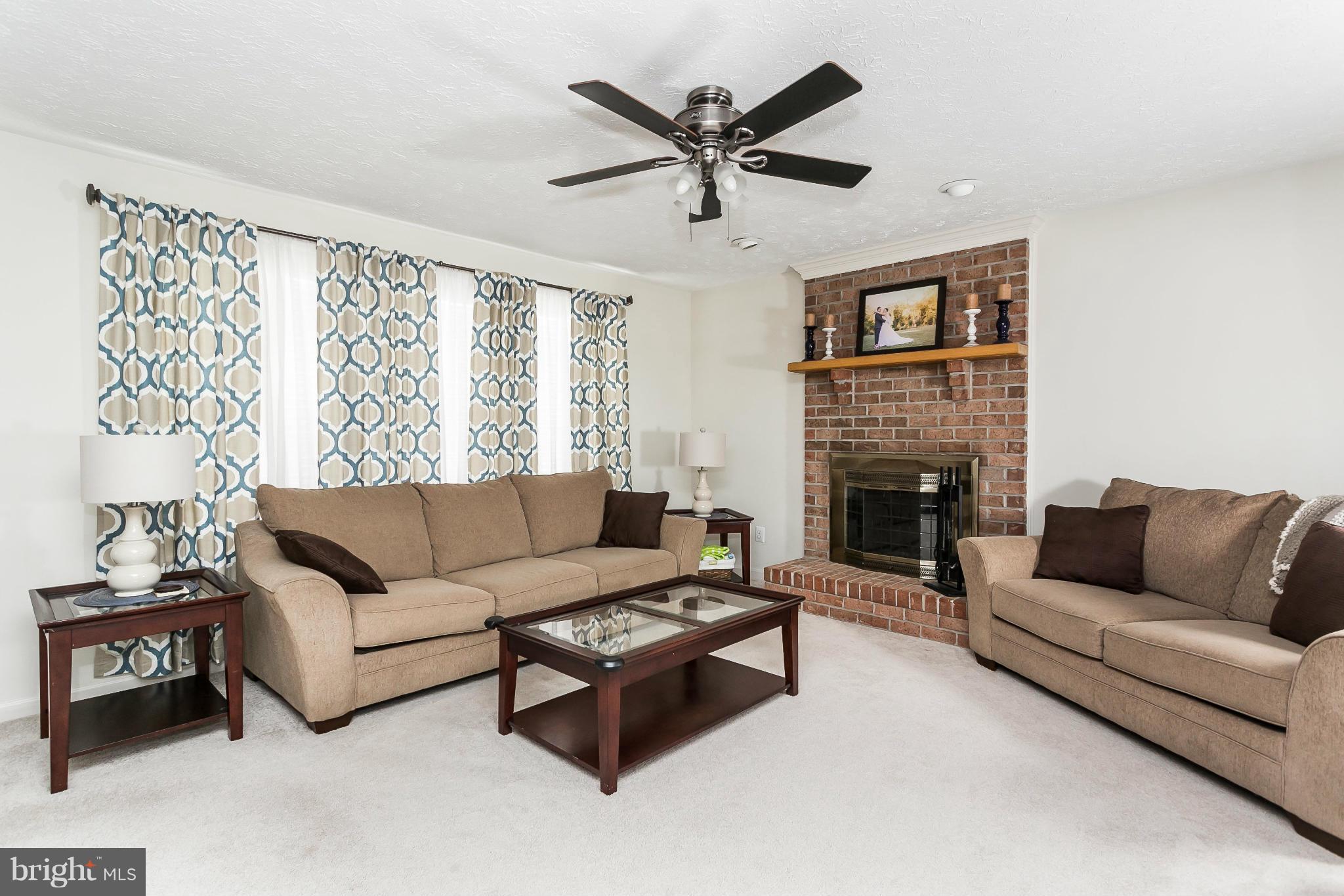 4301 Halbert Avenue Baltimore, MD 21236 - Photo 13 of 28 Family Room