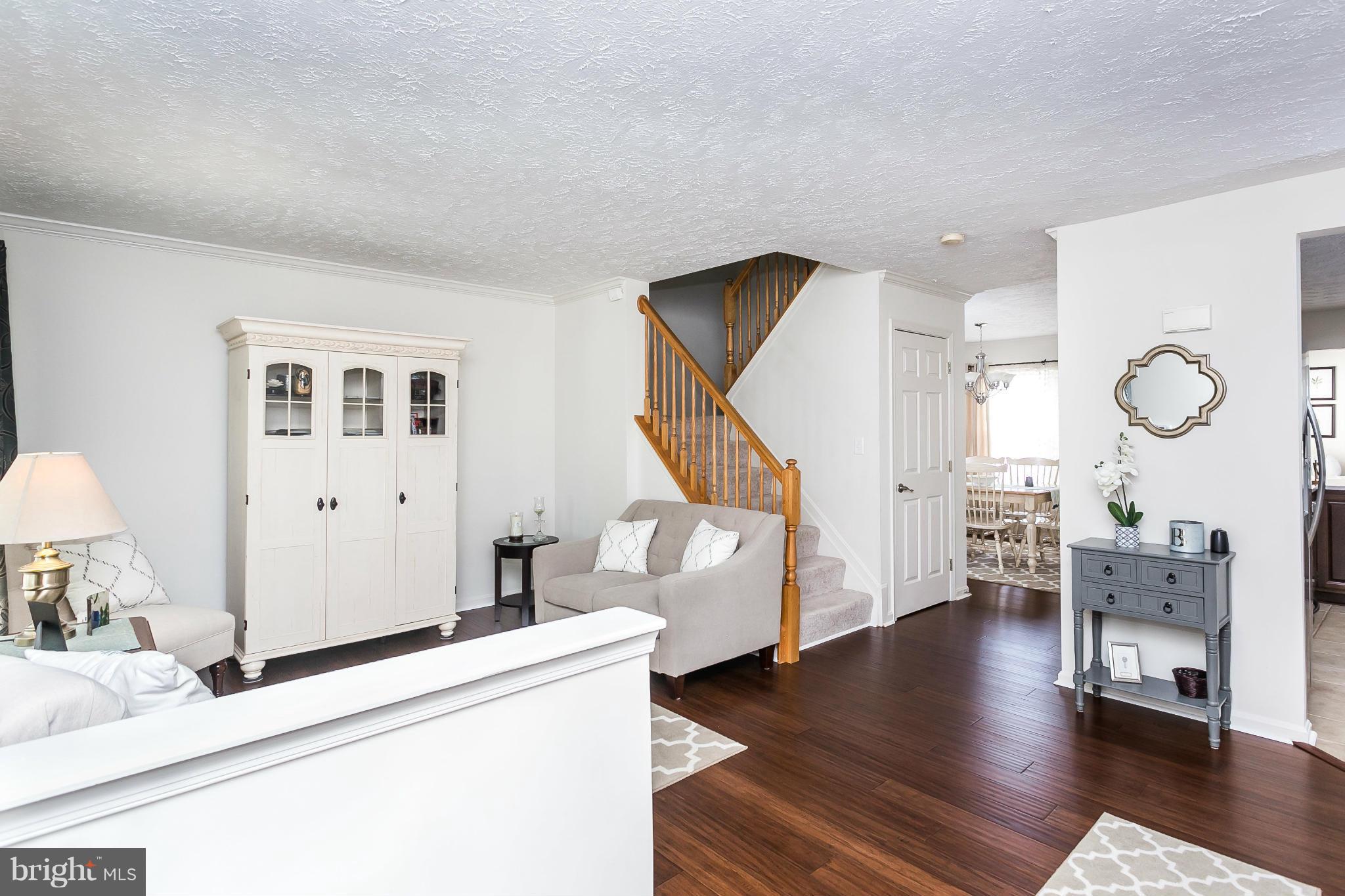 4301 Halbert Avenue Baltimore, MD 21236 - Photo 6 of 28 Living Room
