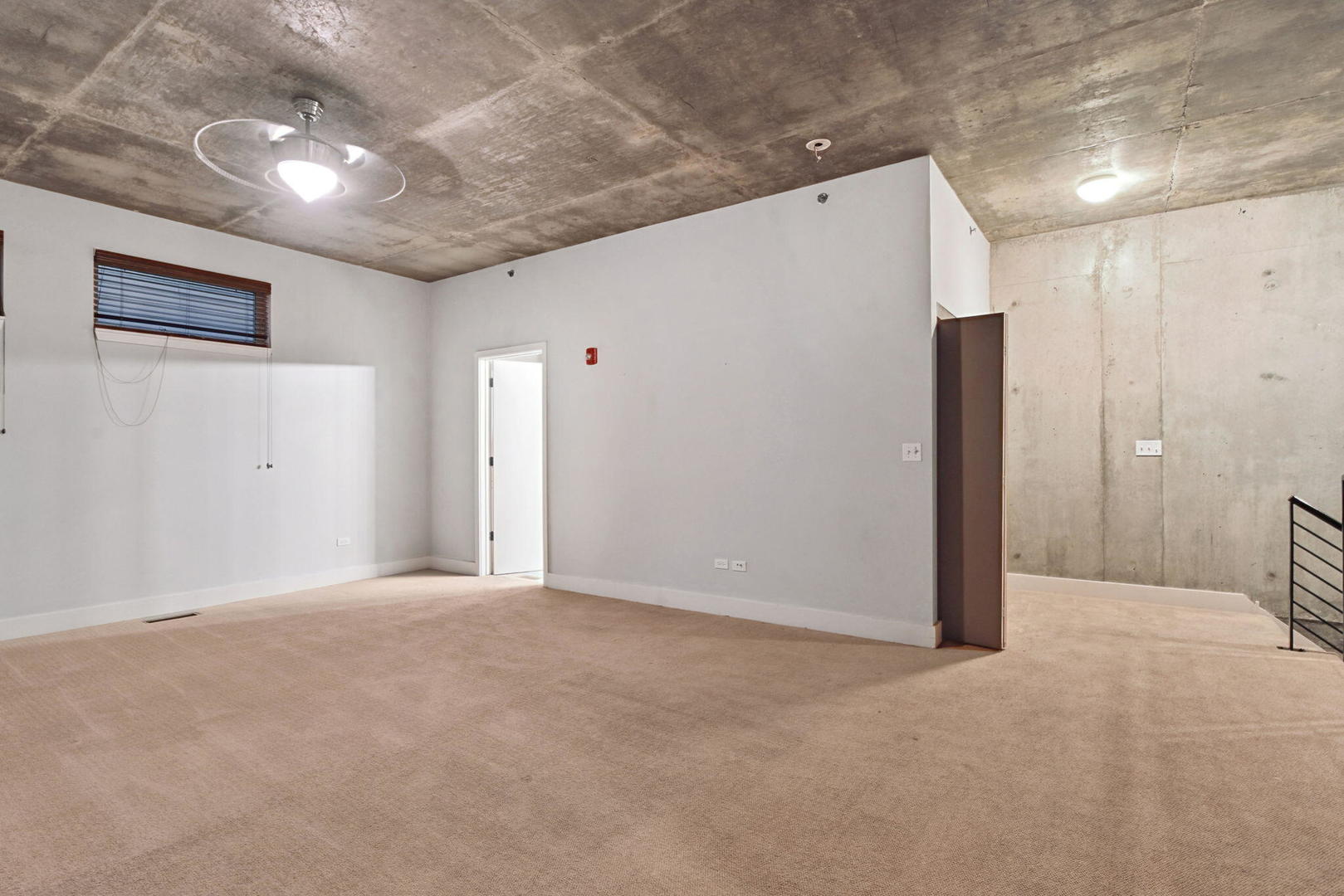 342 River Street, Unit 3402 Lemont, IL 60439 - Photo 14 of 25 a view of a livingroom with a refrigerator