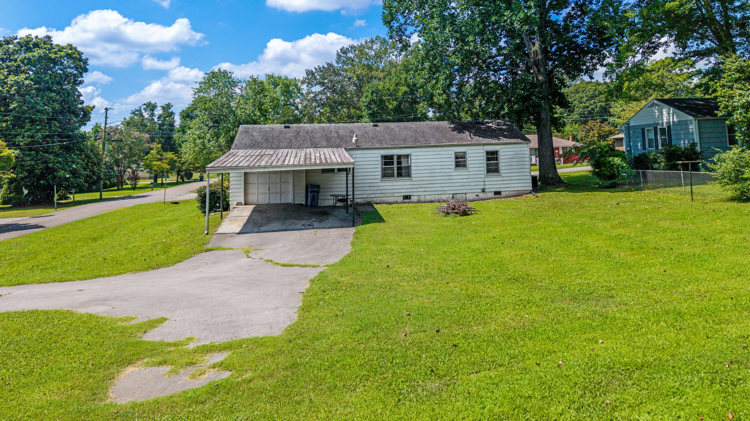 6613 Riggins Drive Chattanooga, TN 37421 - Photo 19 of 22 DJI_20250724121034_0018_D