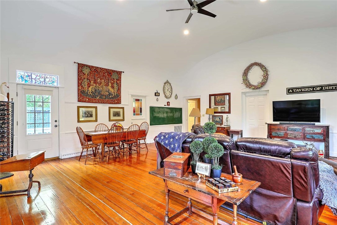 Gallery Image 7