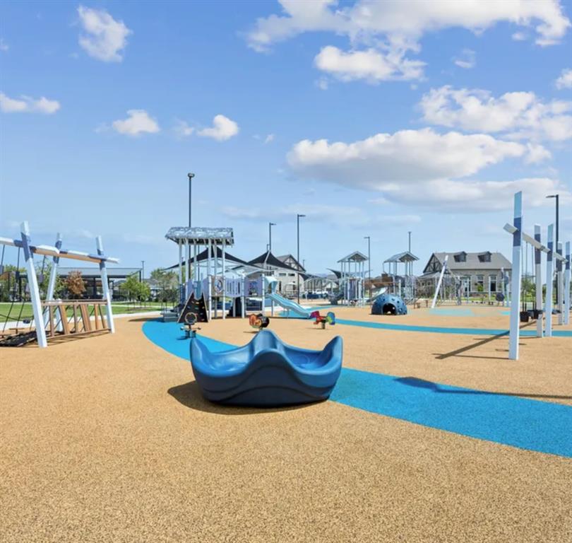 1012 Breezy Street Princeton, TX 75407 - Photo 32 of 34 a outdoor space with patio furniture and a tub