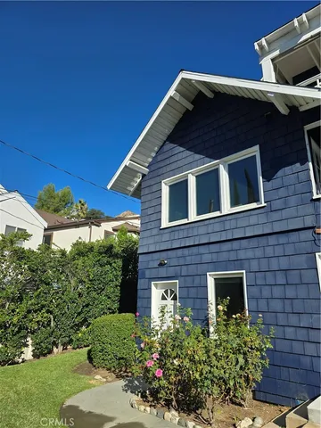 $2,300 | 407 Pleasant Hill Lane, Sierra Madre, CA 91024