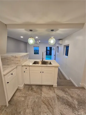 $2,300 | 407 Pleasant Hill Lane, Sierra Madre, CA 91024