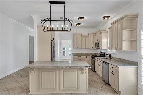 $269,000 | 83 Shearwater Drive, Laplace, LA 70068