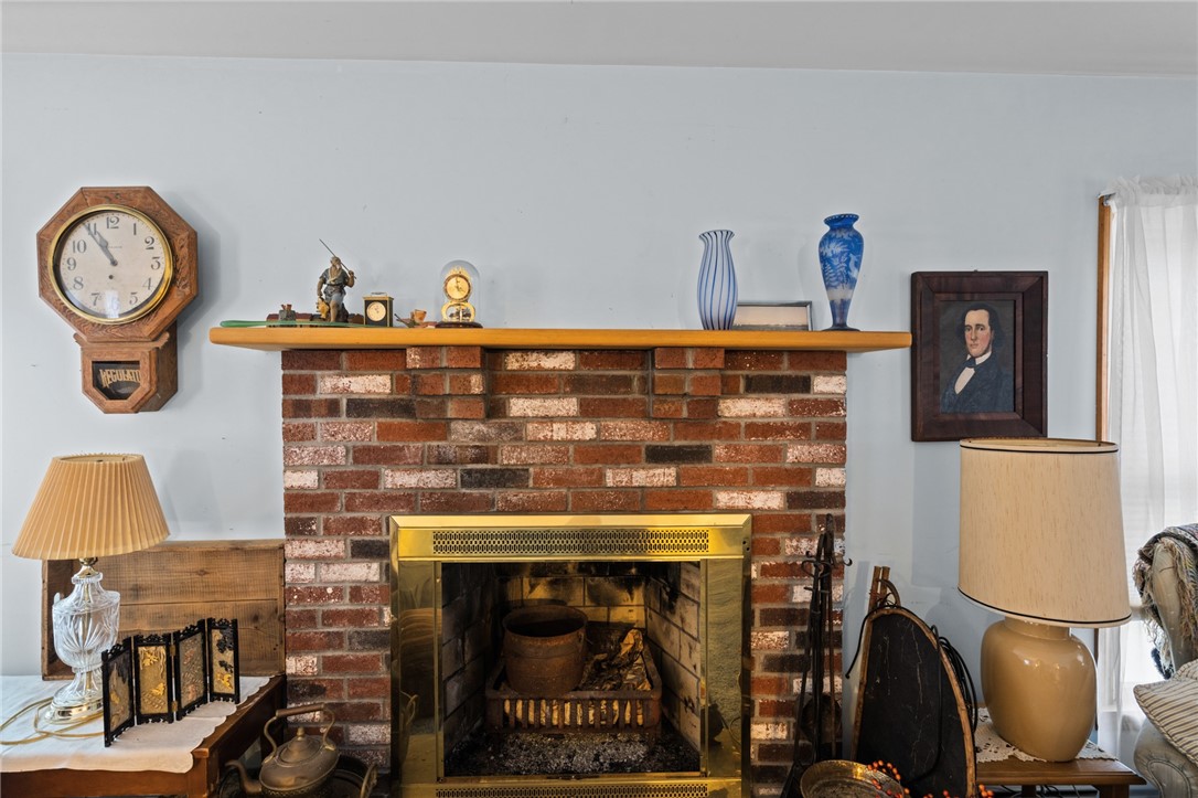 725 North Main Road Jamestown, RI 02835 - Photo 21 of 27 fireplace in large formal living room