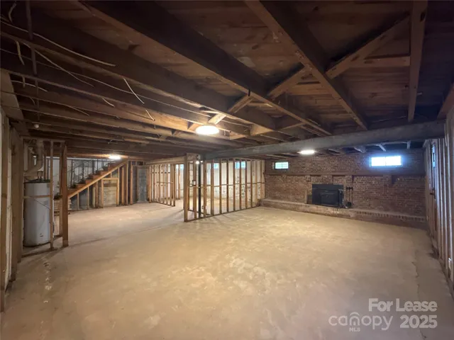 a view of a field with trees