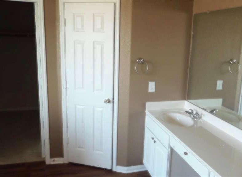 5011 Forest Hurst Glen Spring, TX 77373 - Photo 8 of 11