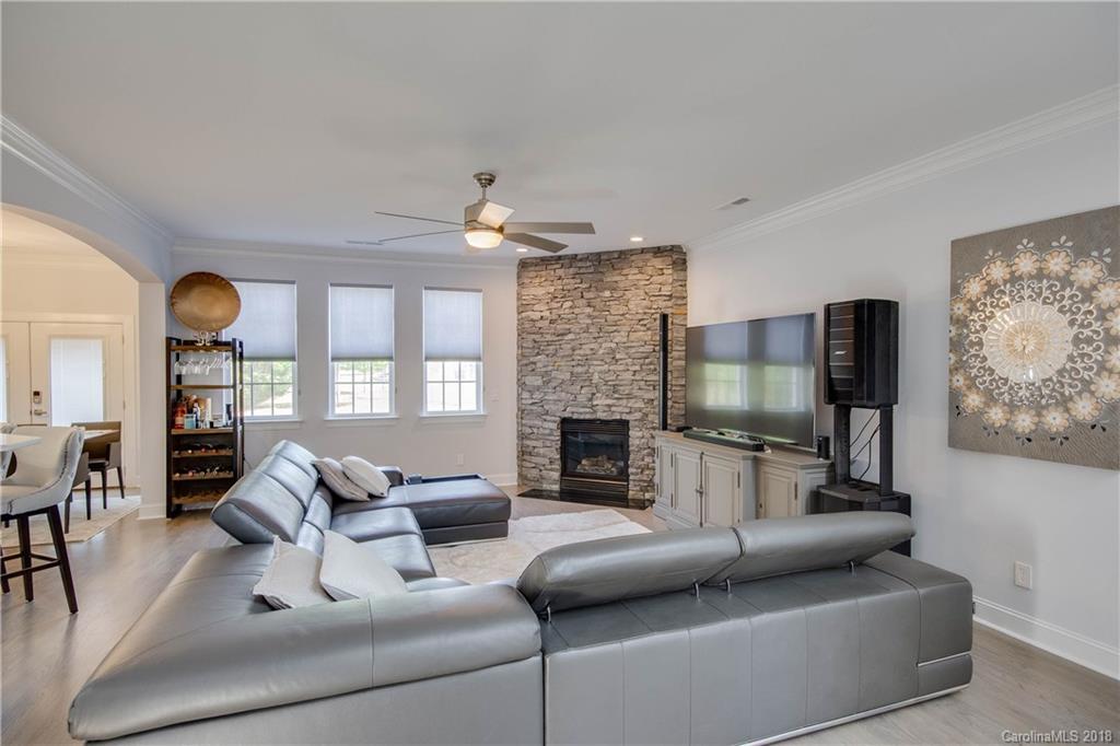 6128 Cactus Valley Road Charlotte, NC 28277 - Photo 4 of 36