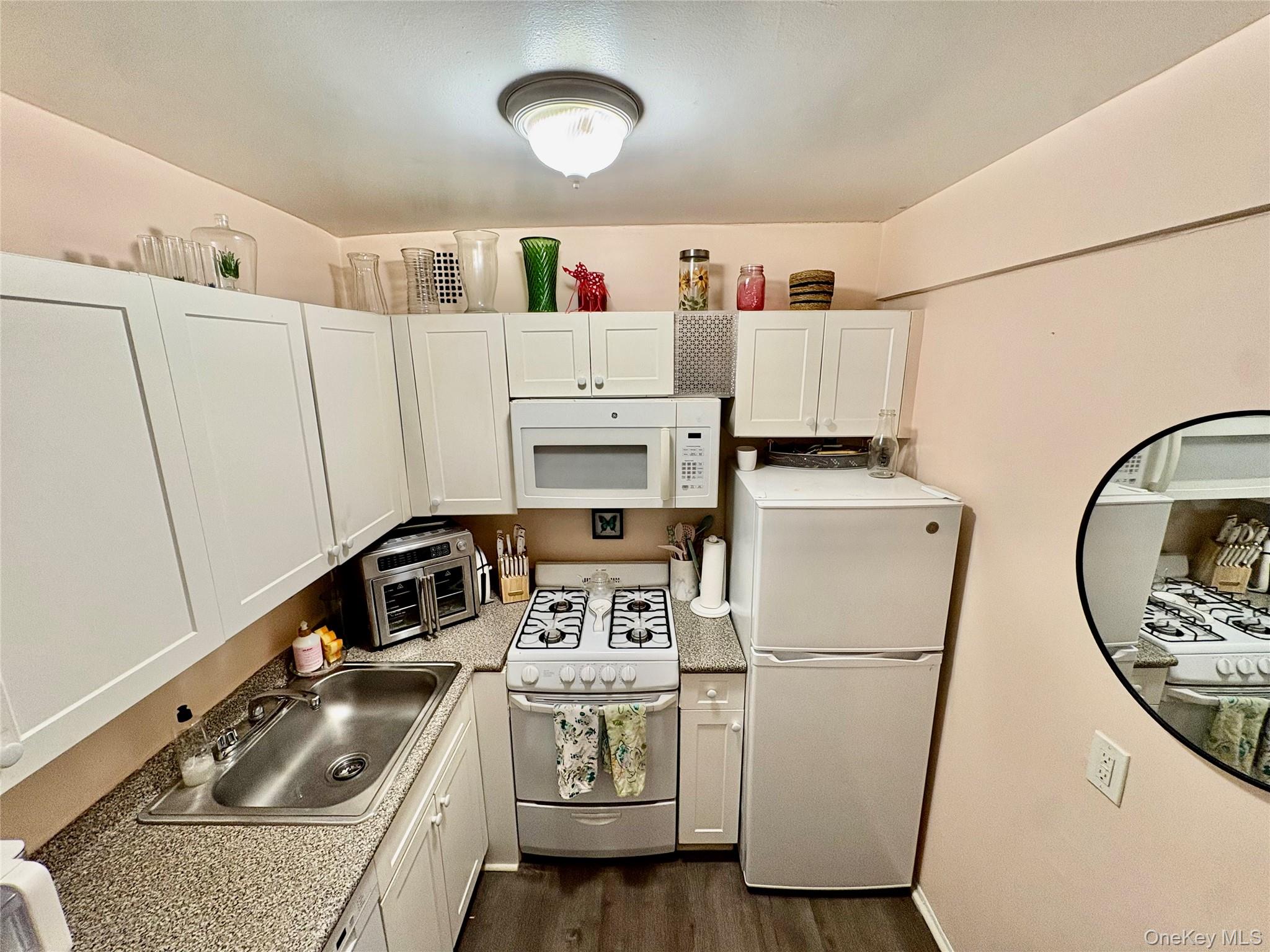 465 Shore Road Long Beach, NY 11561 - Photo 4 of 20