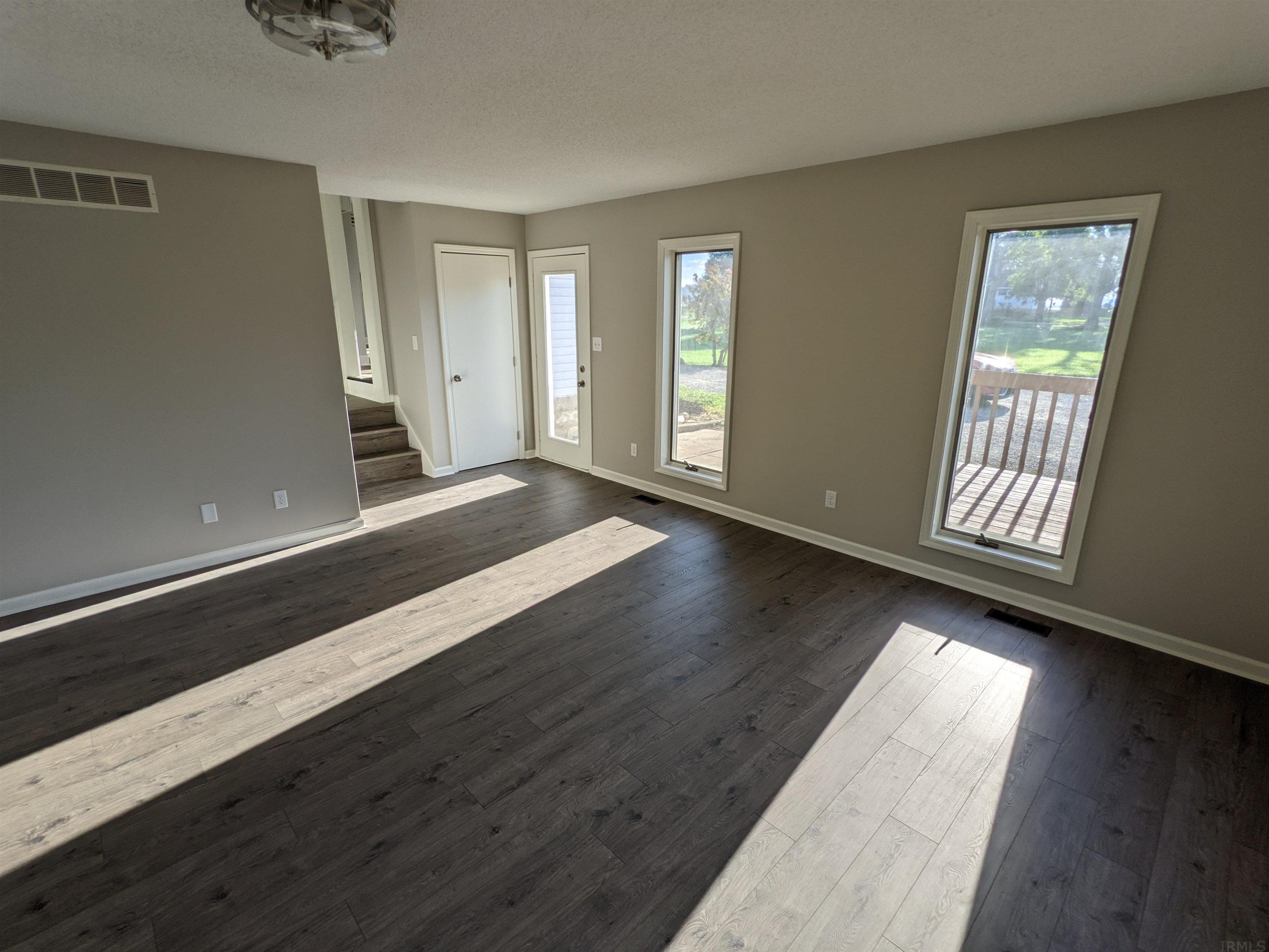 11207 West Washington Center Road Fort Wayne, IN 46818 - Photo 14 of 26 Gallery Image 14
